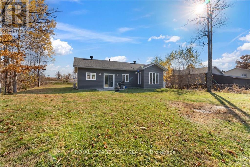 41 PARTRIDGE DRIVE Greater Madawaska (542 - Greater Madawaska)