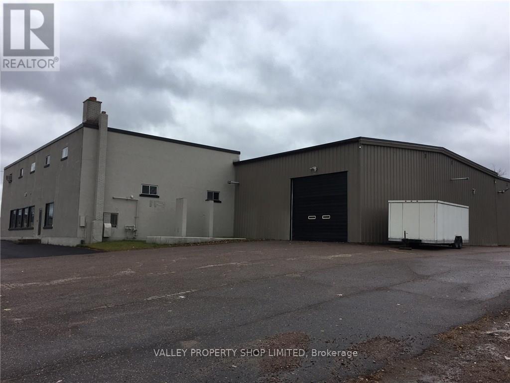 3532 PETAWAWA BOULEVARD, Petawawa, Ontario