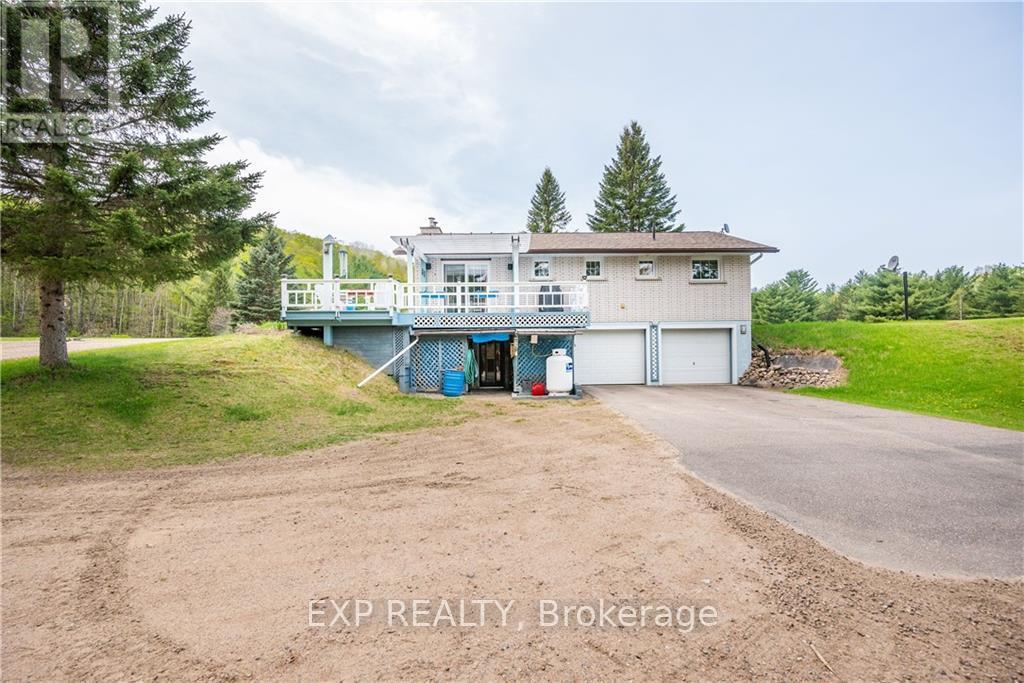 11462 OPEONGO ROAD Madawaska Valley (570 - Madawaska Valley)