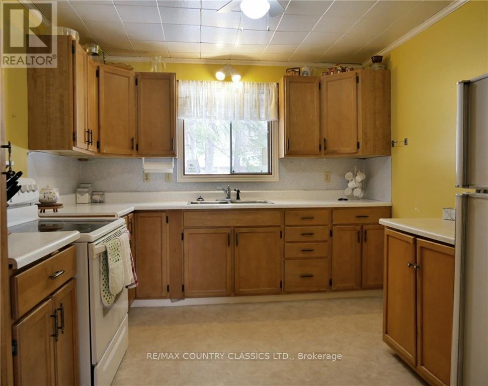 107 Blackfish Bay Road, Madawaska Valley, Ontario  K0J 1B0 - Photo 11 - X9516098