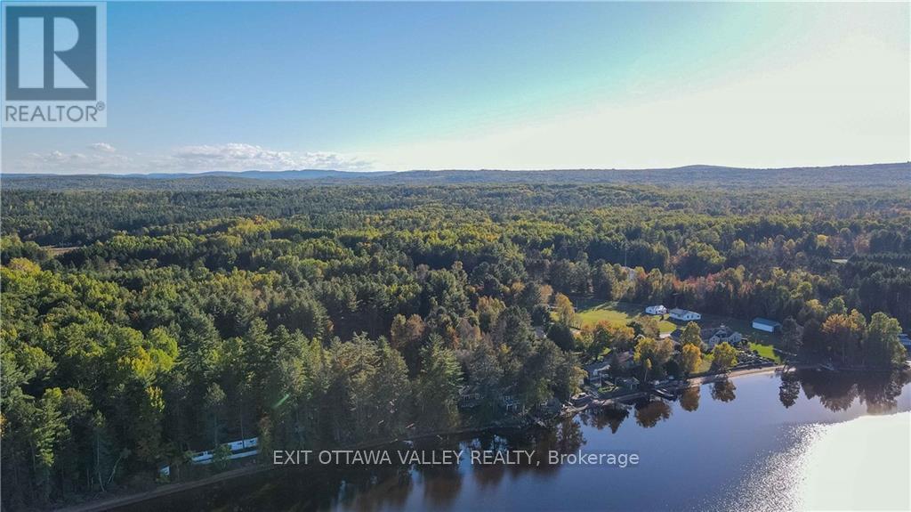 751 ROCK POINT LANE Killaloe, Hagarty and Richards (571 - Killaloe/Round Lake)