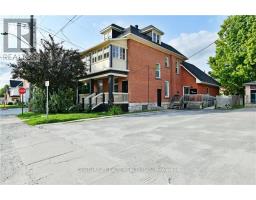 7 ARGYLE STREET S, Renfrew, Ontario