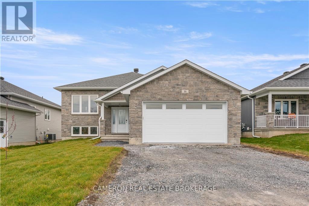 16 FORRESTER WAY, South Stormont, Ontario