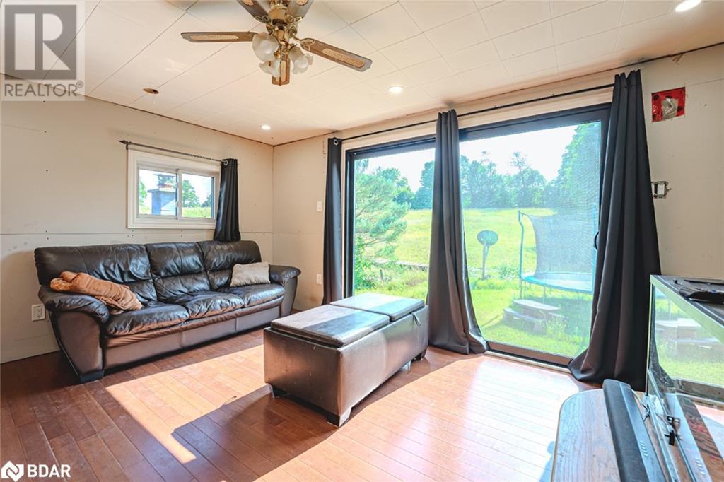 1376 13 Line N, Oro-Medonte, Ontario  L0L 1T0 - Photo 5 - 40681286