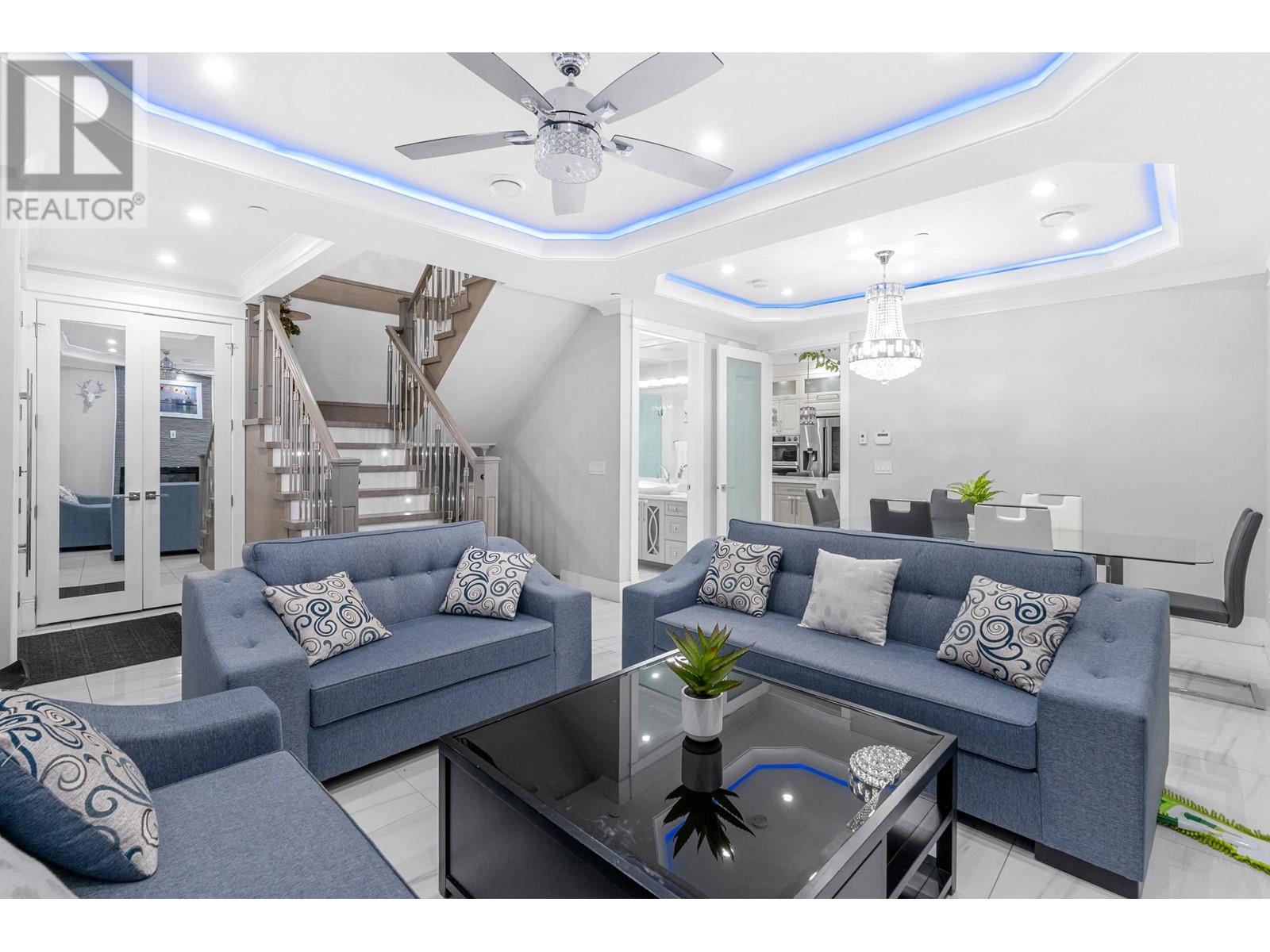 Property at 740 E 50TH AVENUE image 3
