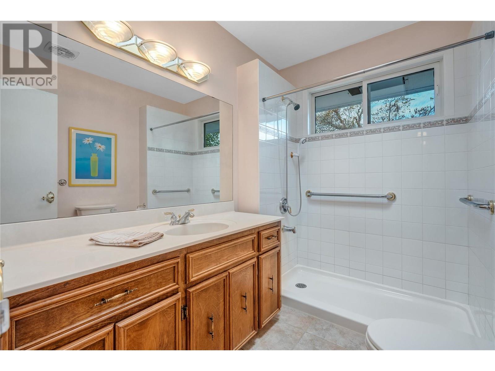 Property at 610 Vedette Drive image 4