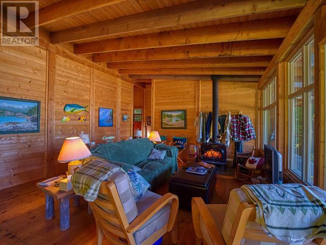 Portage Cove, Remote Areas, British Columbia   - Photo 18 - 18512