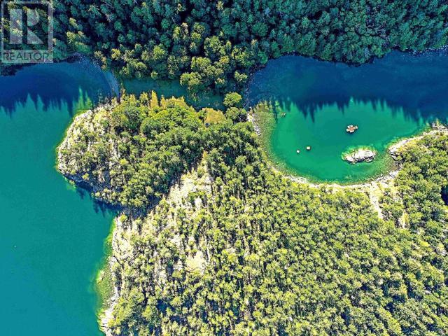 Portage Cove, Remote Areas, British Columbia   - Photo 10 - 18512
