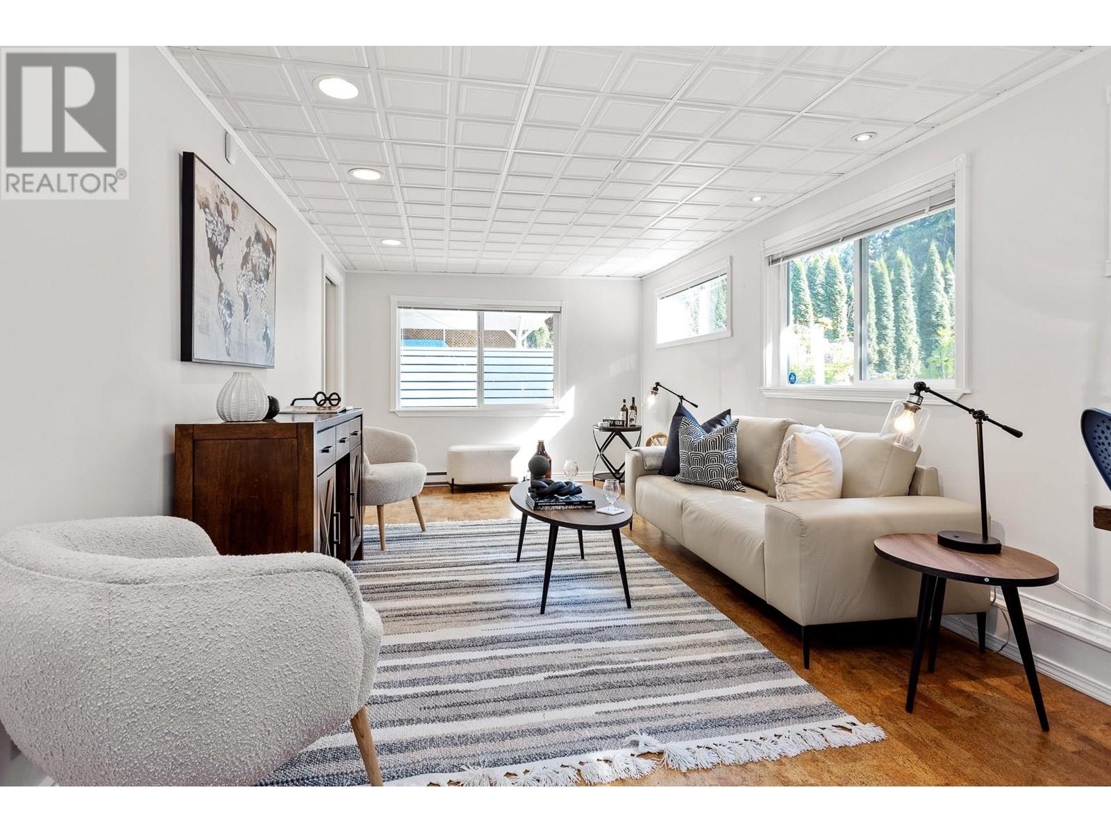 23803 128 Crescent, Maple Ridge, British Columbia  V4R 1P5 - Photo 2 - R2943753
