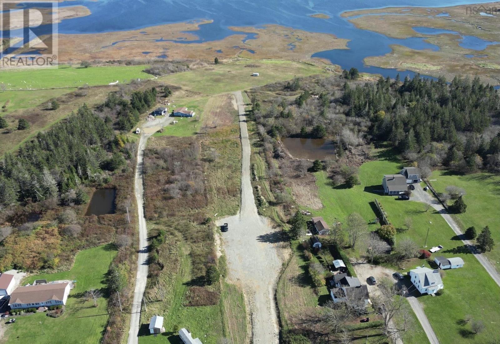 187 Highway 335, Pubnico, Nova Scotia  B0W 2W0 - Photo 5 - 202427140