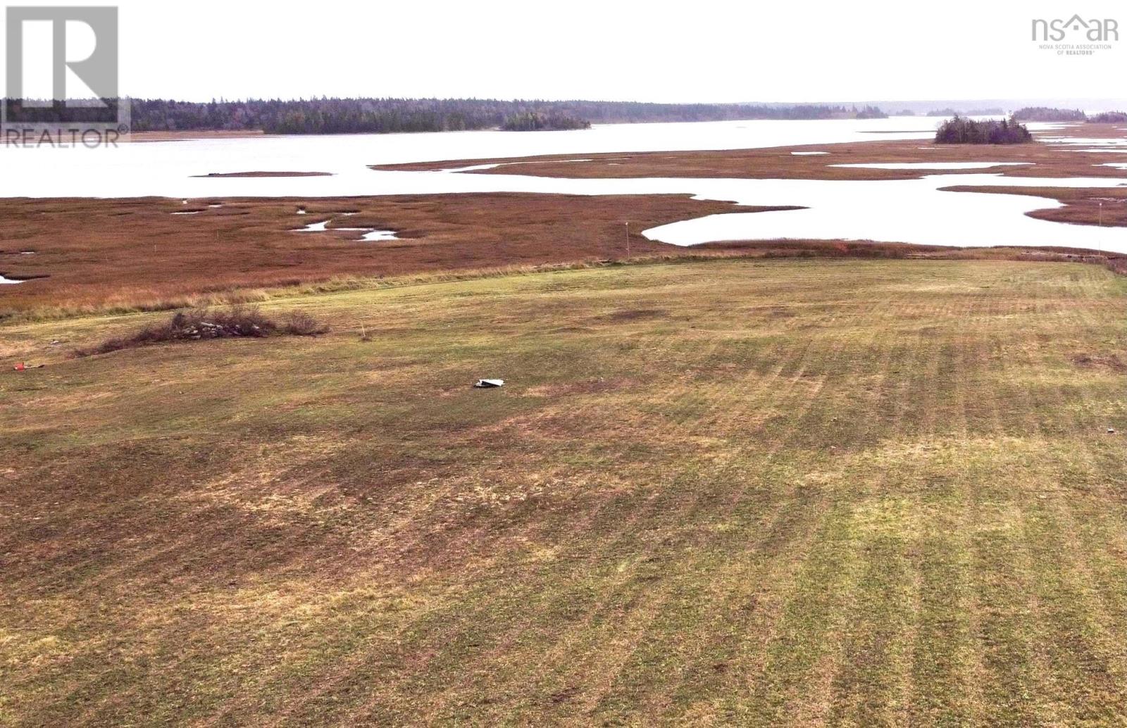 187 Highway 335, Pubnico, Nova Scotia  B0W 2W0 - Photo 7 - 202427140