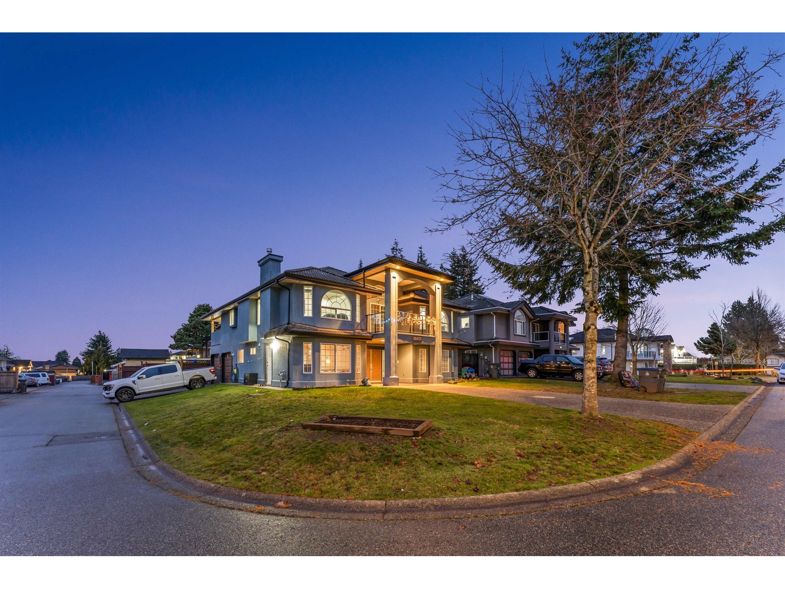 Property at 12833 65 AVENUE image 2