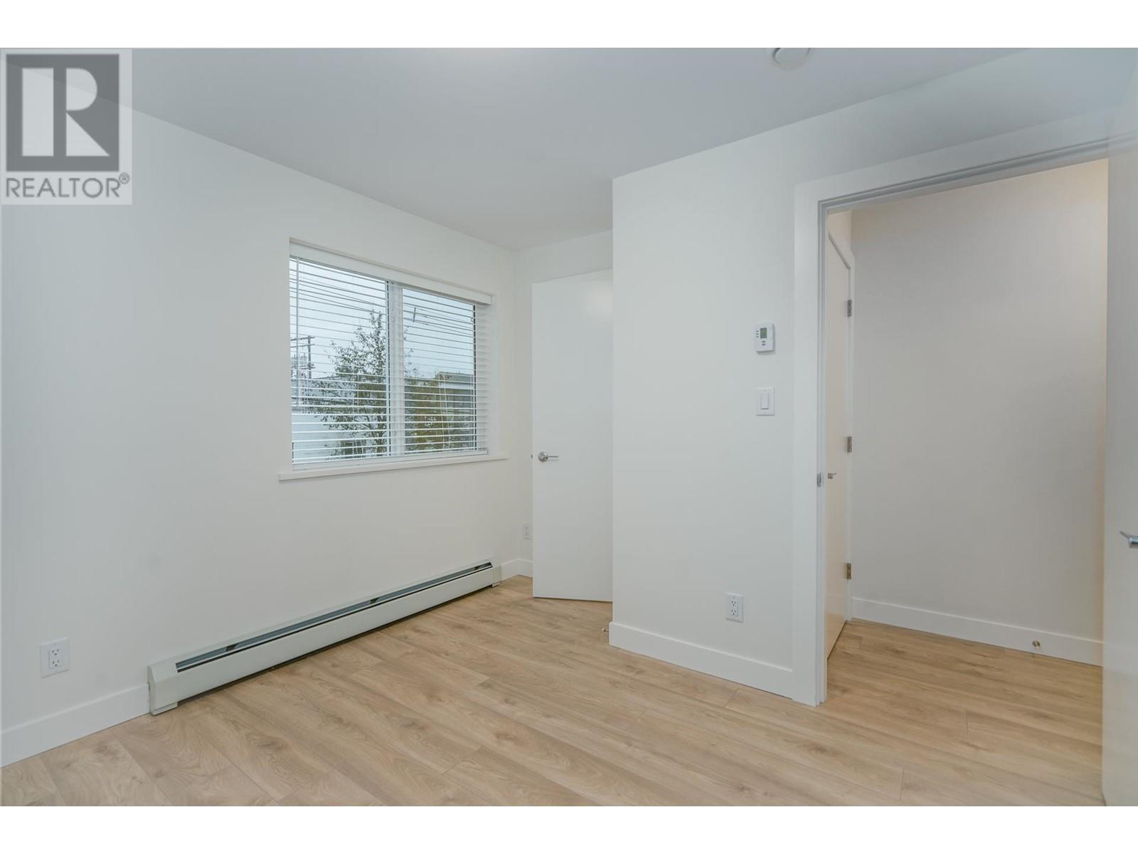 Listing Picture 7 of 39 : 1827 PANDORA STREET, Vancouver / 溫哥華 - 魯藝地產 Yvonne Lu Group - MLS Medallion Club Member