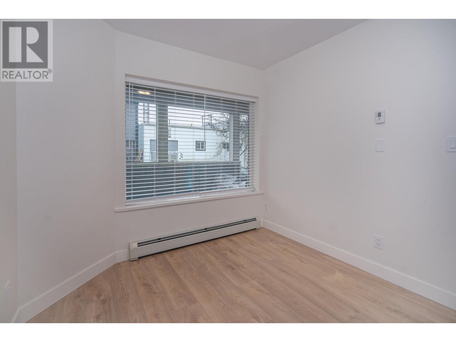 Listing Picture 17 of 39 : 1827 PANDORA STREET, Vancouver / 溫哥華 - 魯藝地產 Yvonne Lu Group - MLS Medallion Club Member