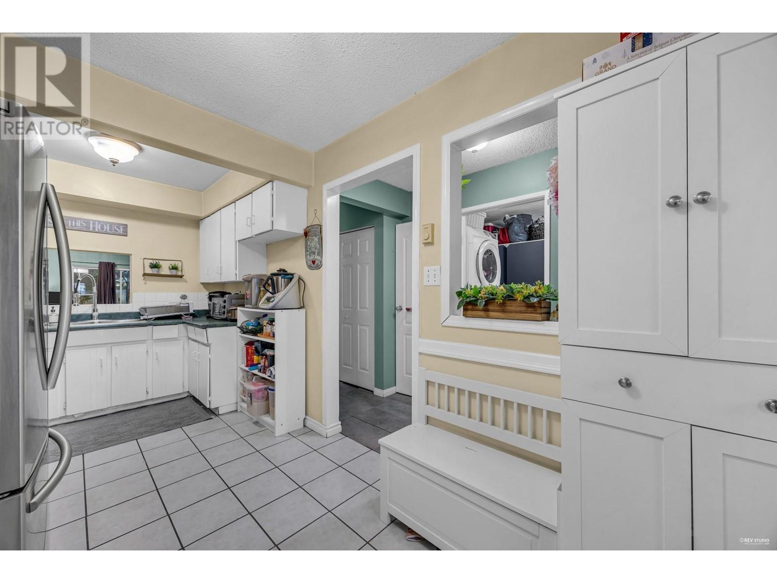 Listing Picture 9 of 23 : 4180 TYSON PLACE, Richmond / 烈治文 - 魯藝地產 Yvonne Lu Group - MLS Medallion Club Member