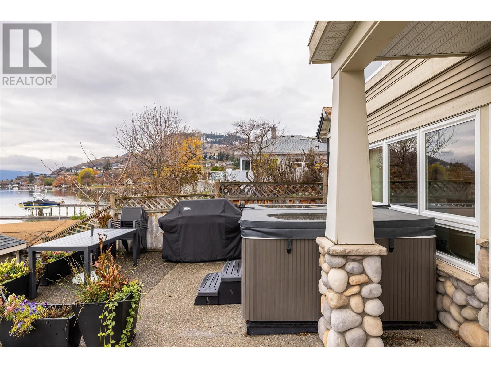 Property at 13420 Westkal Road image 3