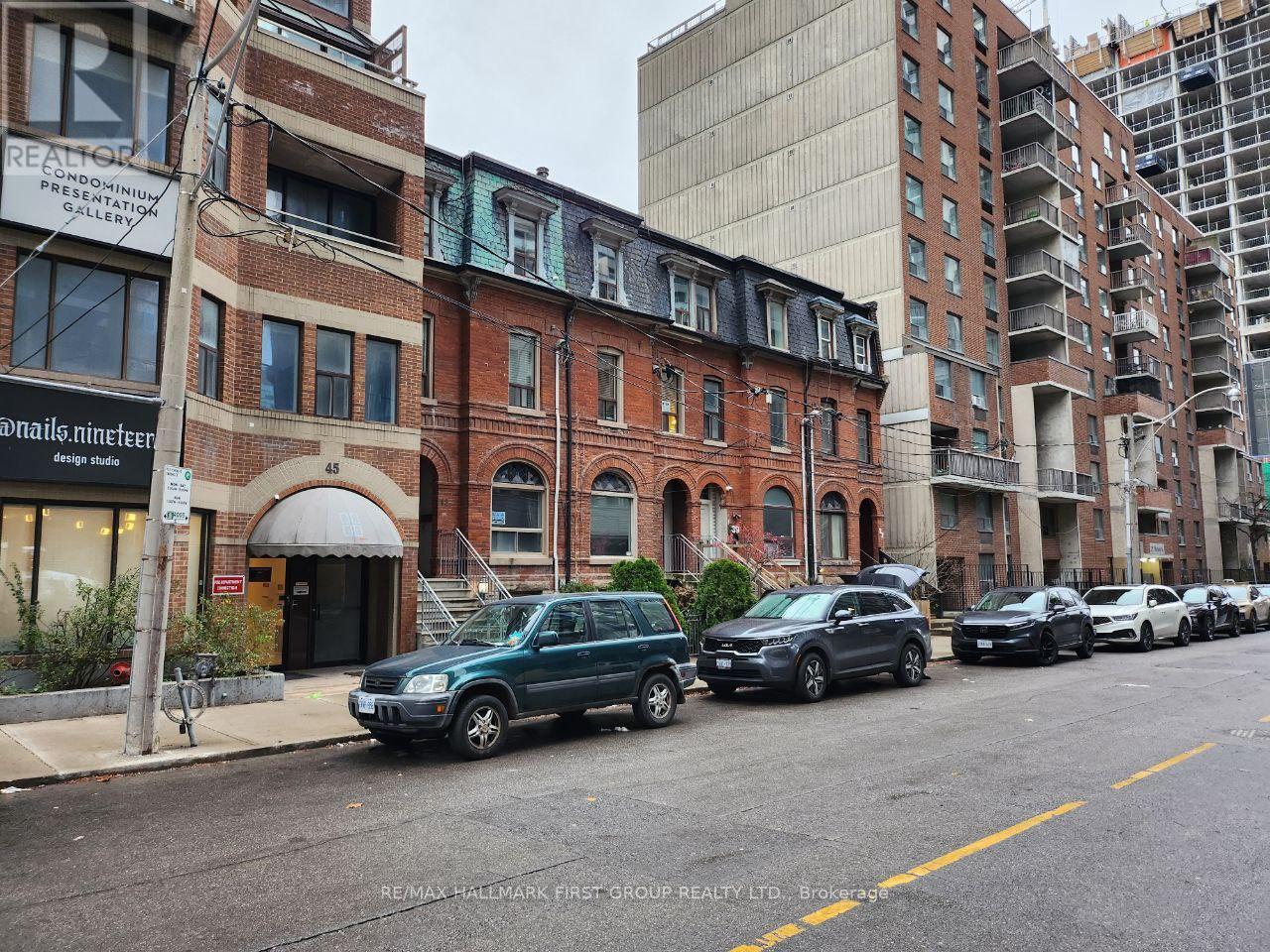 37 Mutual Street, Toronto, Ontario  M5B 2A7 - Photo 2 - C10874986