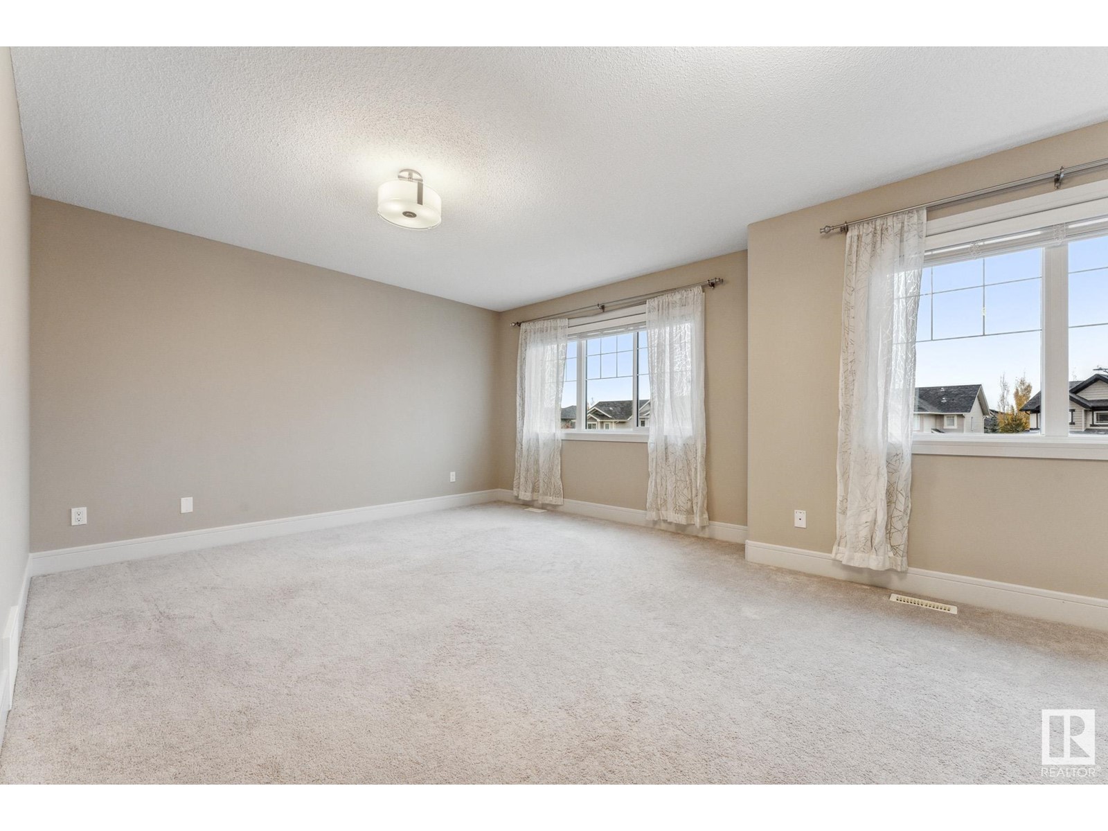 3915 Agar Co Sw, Edmonton, Alberta  T6W 2G3 - Photo 13 - E4412262