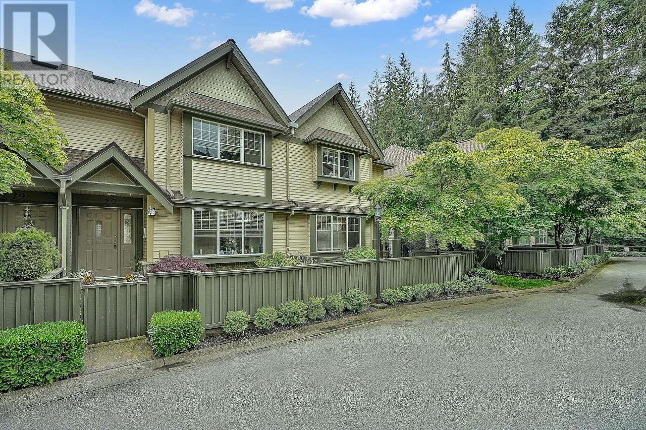 20 3300 Plateau Boulevard, Coquitlam, British Columbia  V3E 3L6 - Photo 2 - R2947035