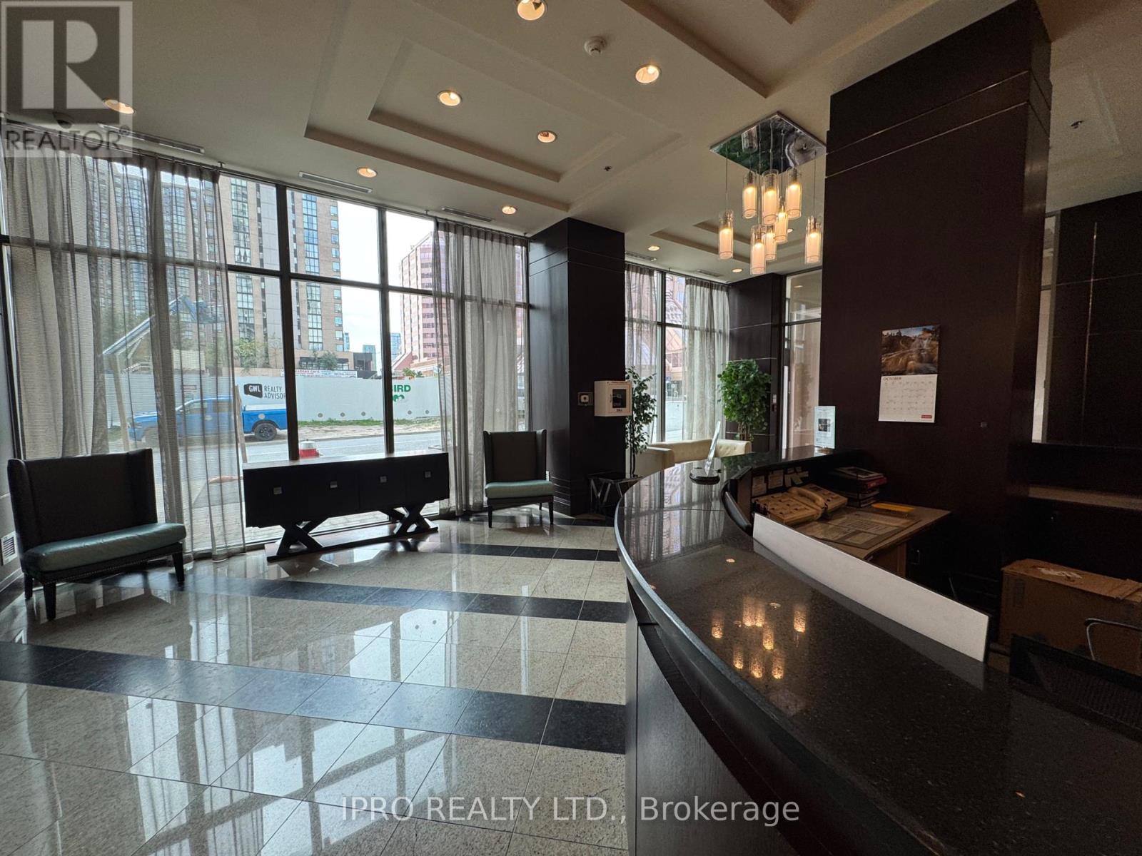 3503 - 208 Enfield Place, Mississauga, Ontario  L5B 0G8 - Photo 2 - W10930062