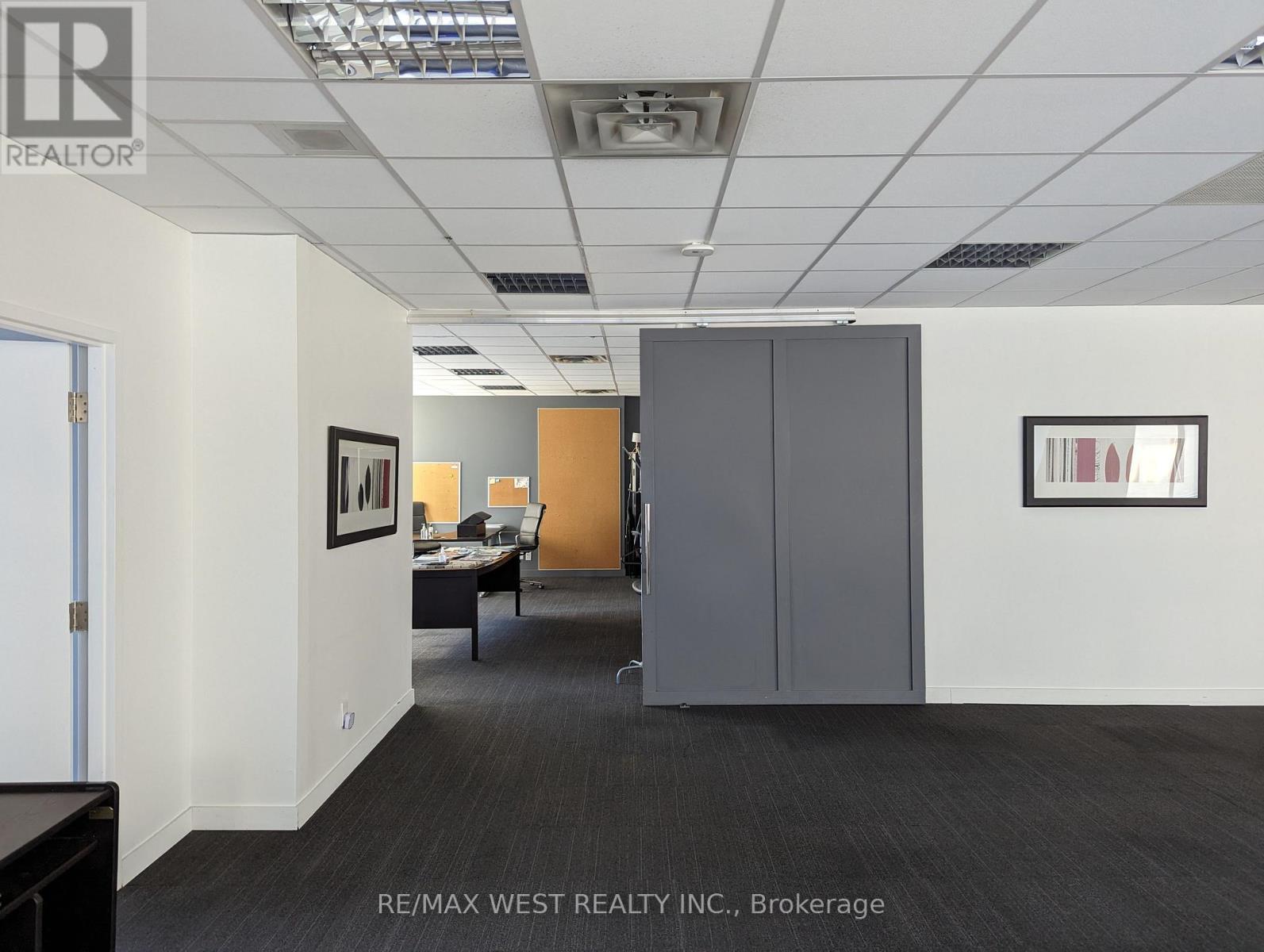 530 - 920 Yonge Street, Toronto (Annex), Ontario  M4W 3C7 - Photo 3 - C11047526