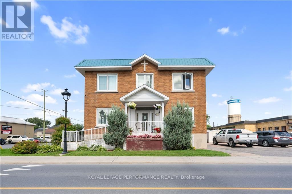 758 Principale Street, Casselman, Ontario  K0A 1M0 - Photo 1 - X9517656