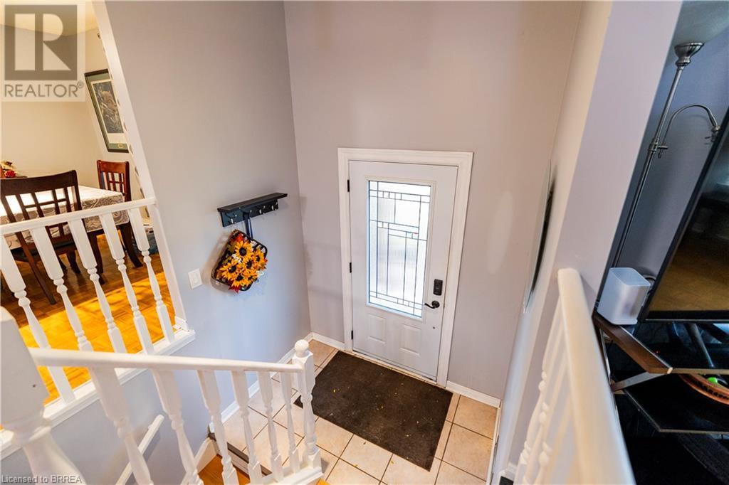 7 Fieldgate Drive, Brantford, Ontario  N3P 1L3 - Photo 3 - 40680524