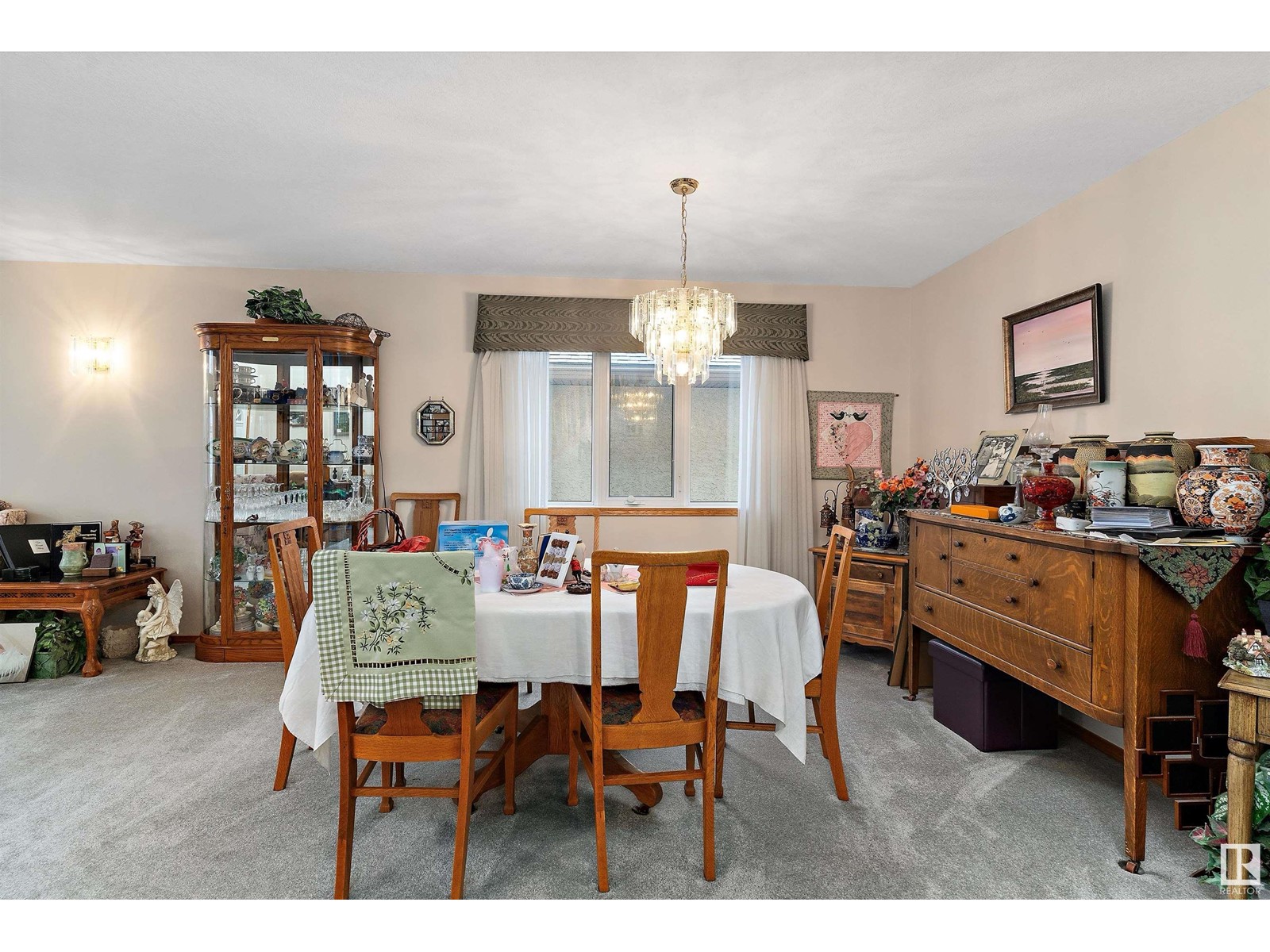 Property at 12 J BROWN PL image 2