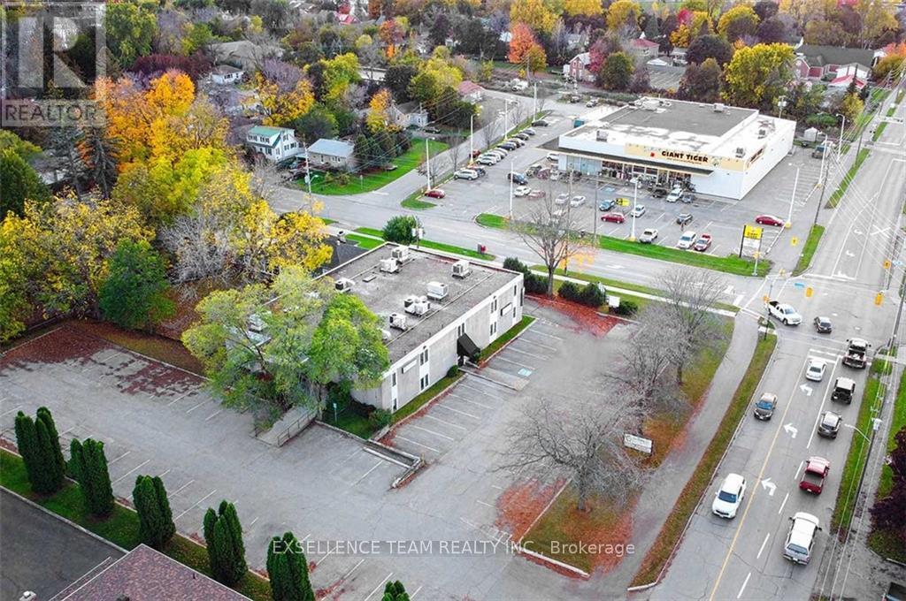 309 Park Street, Brockville, Ontario  K6V 6E5 - Photo 2 - X9515972