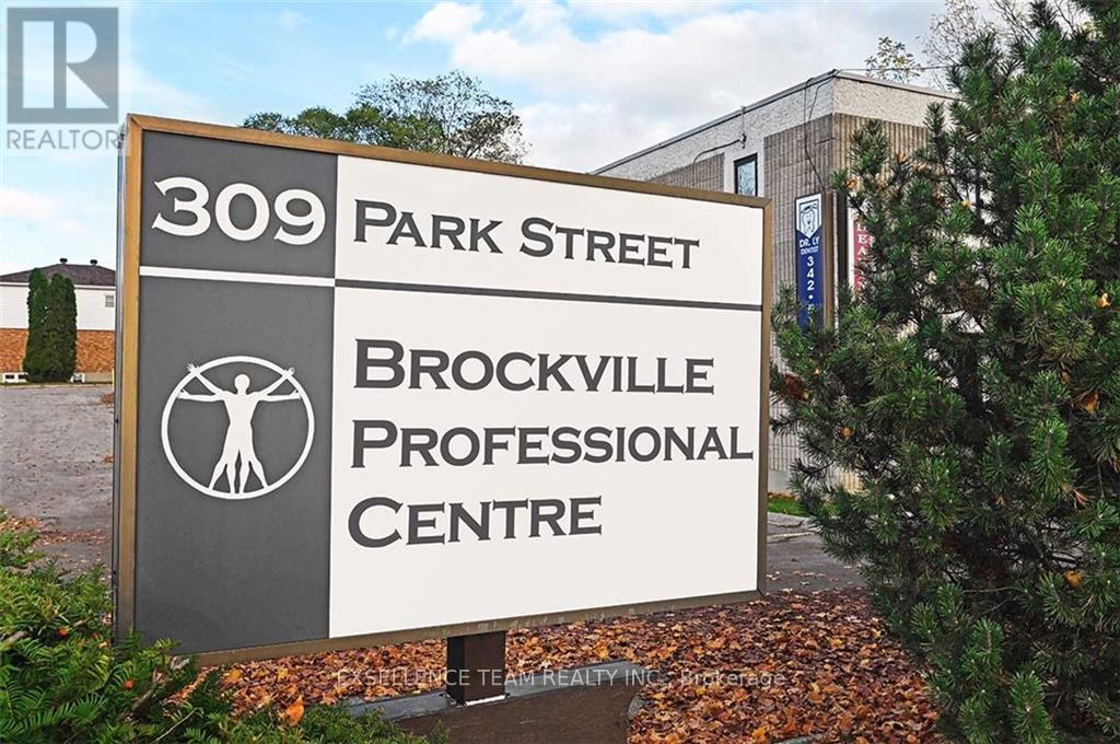 309 Park Street, Brockville, Ontario  K6V 6E5 - Photo 4 - X9515973