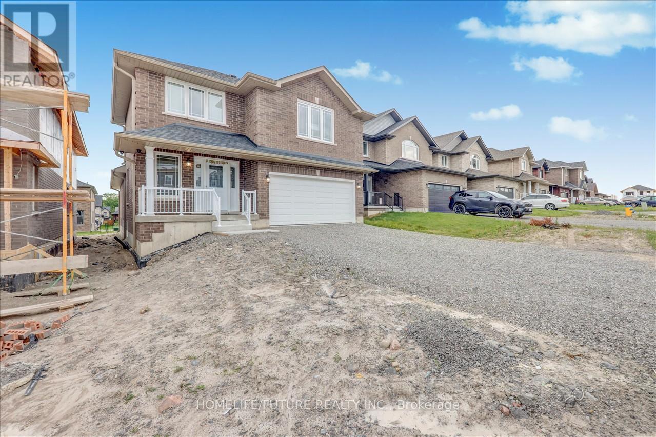 Property at 308 MULLIGHAN GARDENS image 4