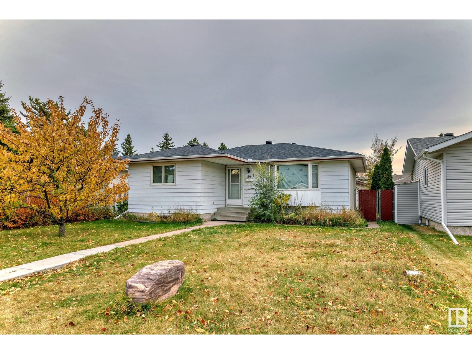 8615 42A AV NW, Edmonton, Alberta