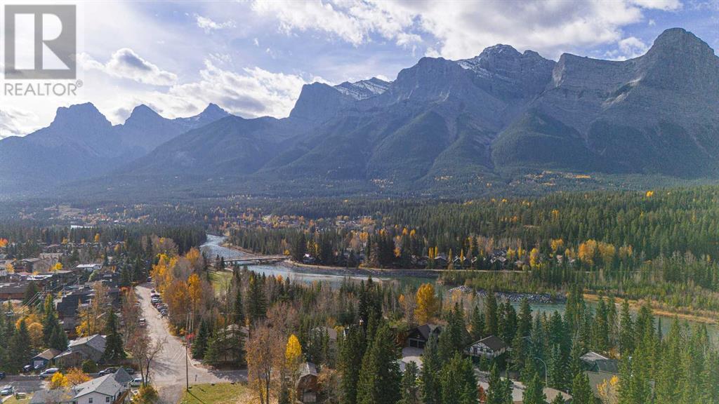 1005 9 Avenue, Canmore, Alberta  T1W 1Z5 - Photo 3 - A2160280