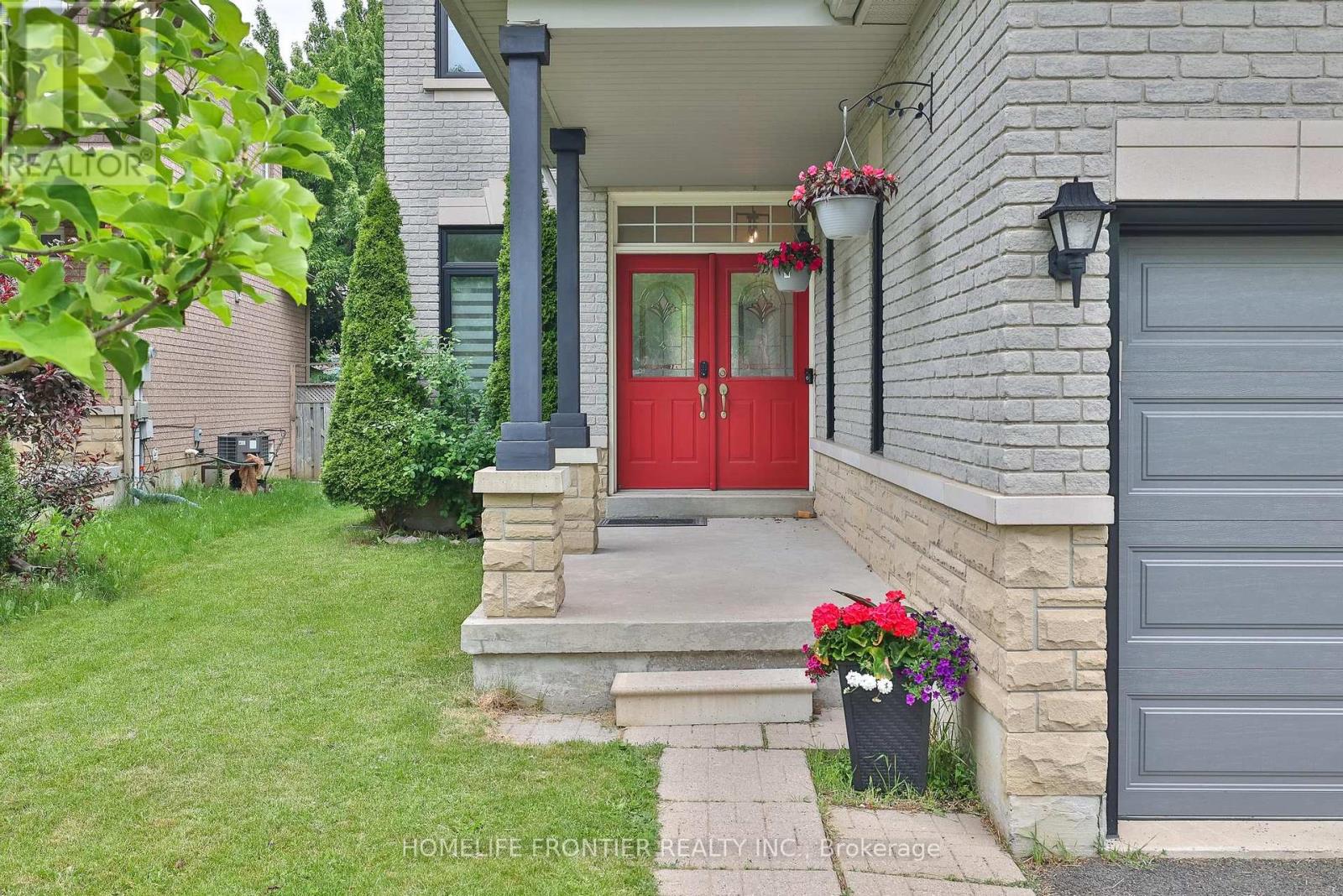 Property at 6 RAINTREE CRESCENT image 2