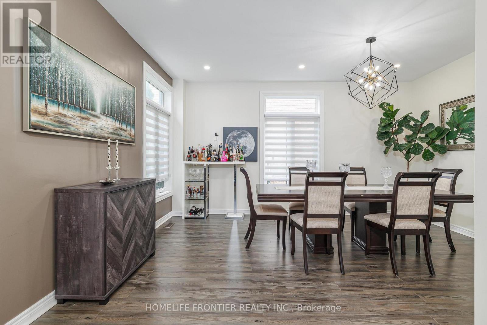 Property at 6 RAINTREE CRESCENT image 5