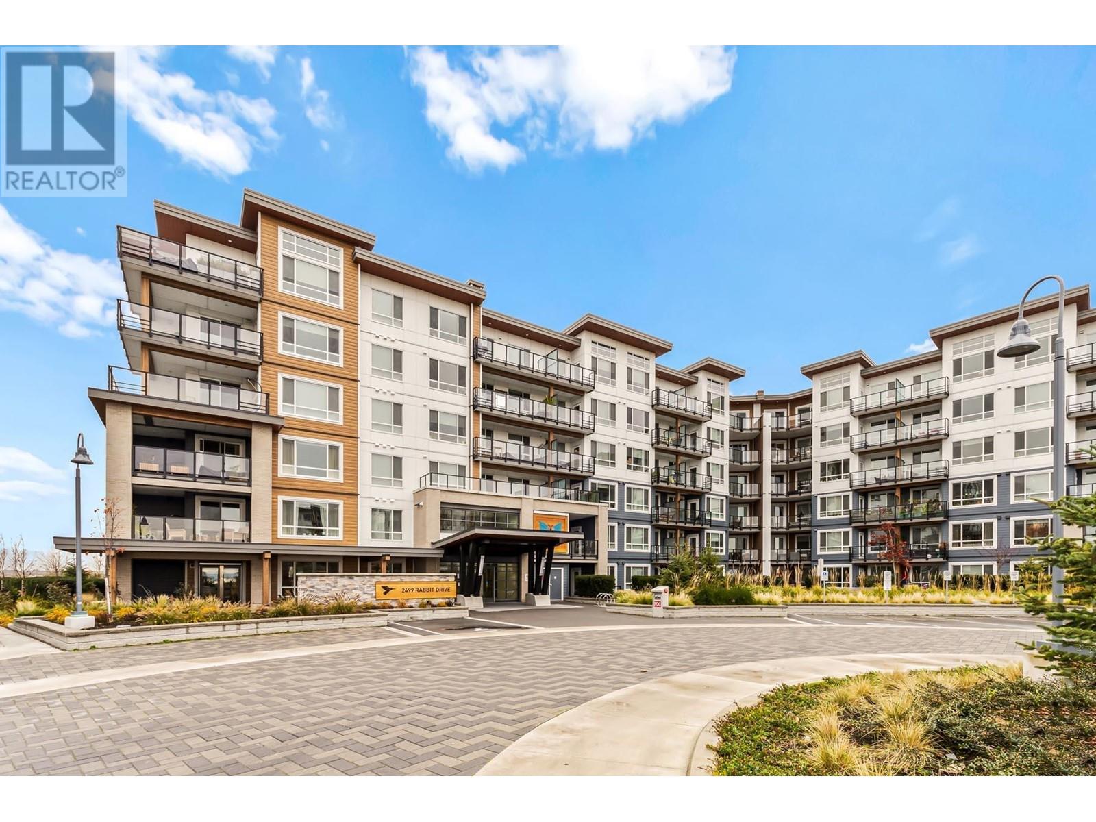 328 2499 Rabbit Drive, Tsawwassen, British Columbia  V4M 0G4 - Photo 1 - R2947102