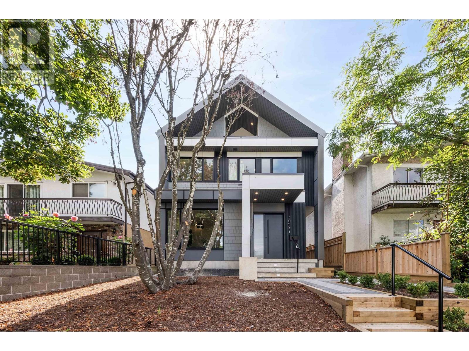 2052 E 22ND AVENUE, Vancouver