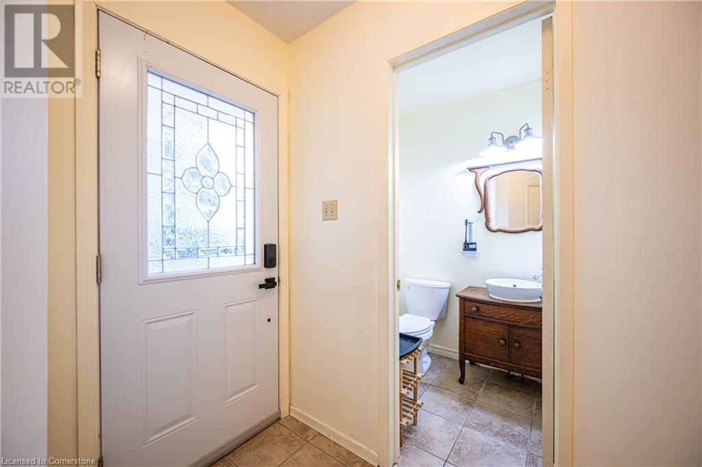 375 Kingscourt Drive Unit# 41, Waterloo, Ontario  N2K 3N7 - Photo 4 - 40681378