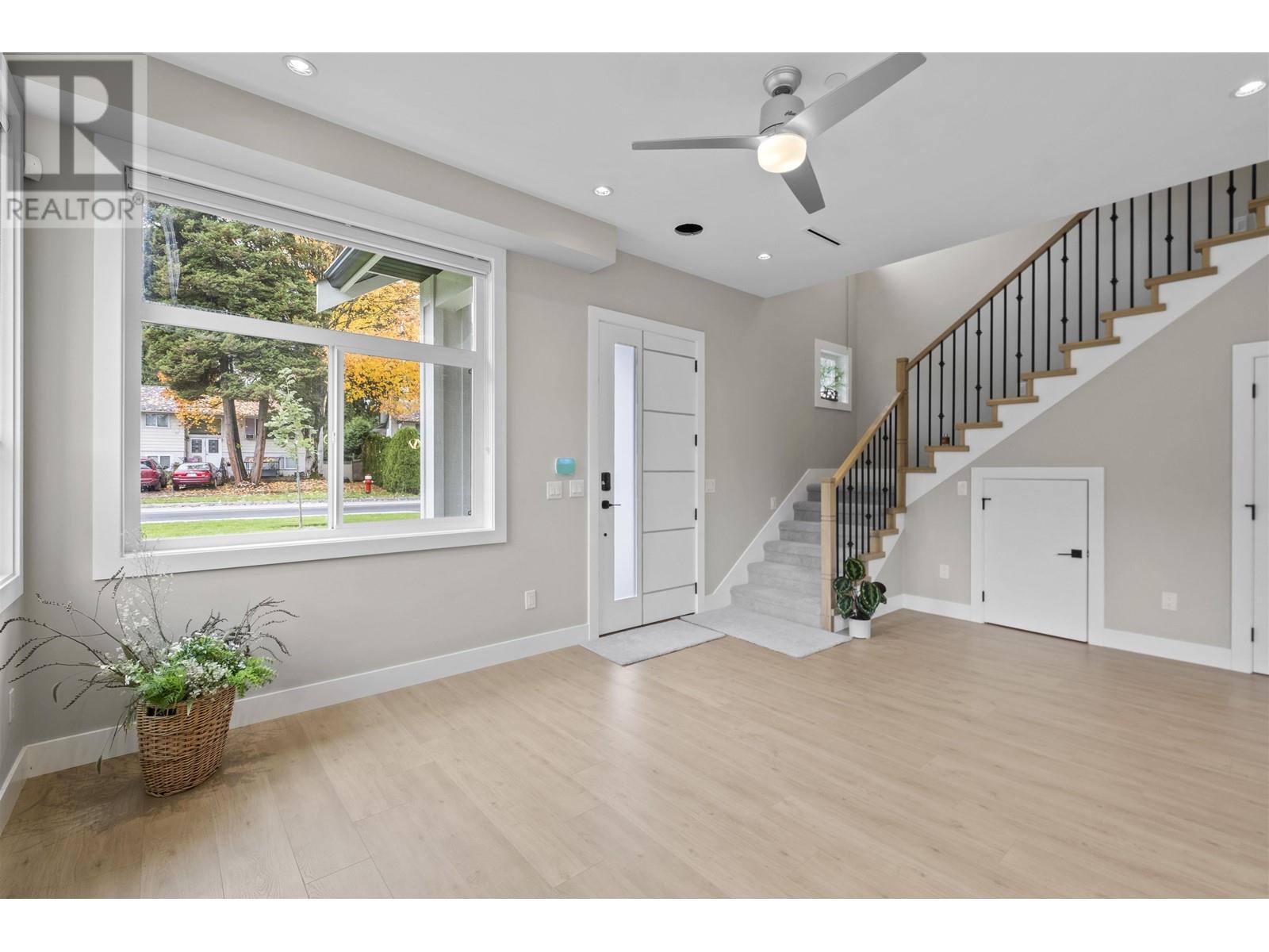 2882 Rosewood Street, Port Coquitlam, British Columbia  V3B 1G2 - Photo 12 - R2947008