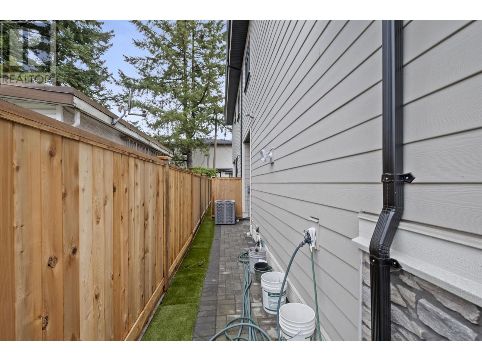 2882 Rosewood Street, Port Coquitlam, British Columbia  V3B 1G2 - Photo 33 - R2947008