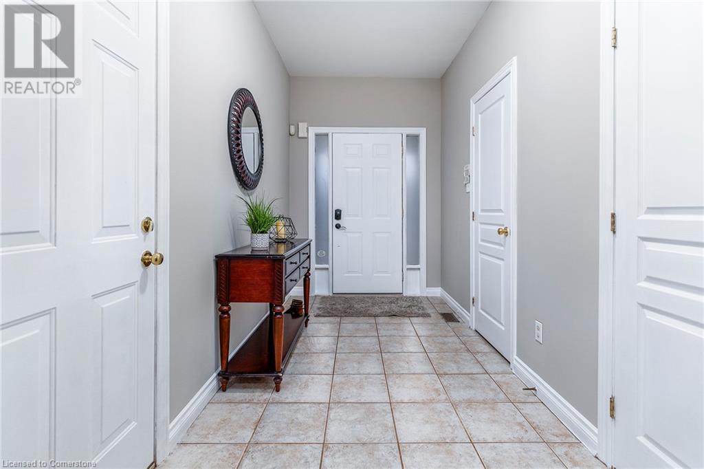 49 Conrad Place, Grimsby, Ontario  L3M 5S5 - Photo 3 - 40681387