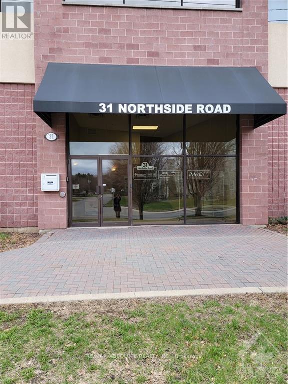 204 - 31 NORTHSIDE ROAD, Bells Corners and South to Fallowfield, Ontario