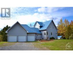 3888 SCHNUPP ROAD, Clarence-Rockland, Ontario