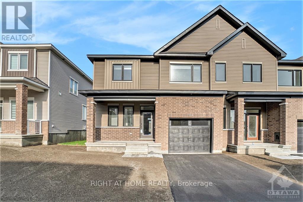 104 BEEBALM CRESCENT Barrhaven (7711 - Barrhaven - Half Moon Bay)