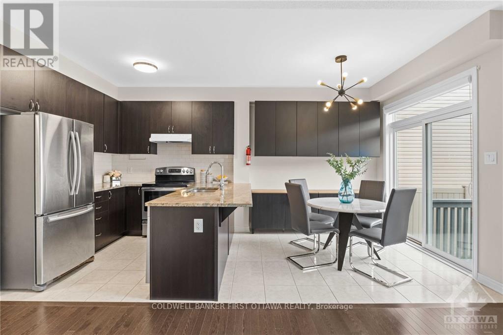 321 MEADOWBREEZE DRIVE Kanata (9010 - Kanata - Emerald Meadows/Trailwest)