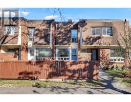 2927 FAIRLEA CRESCENT, Hunt Club - South Keys and Area, Ontario