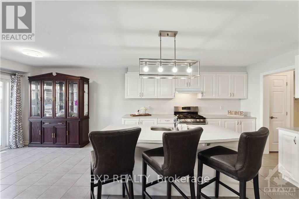 777 LOGPERCH CIRCLE Barrhaven (7711 - Barrhaven - Half Moon Bay)