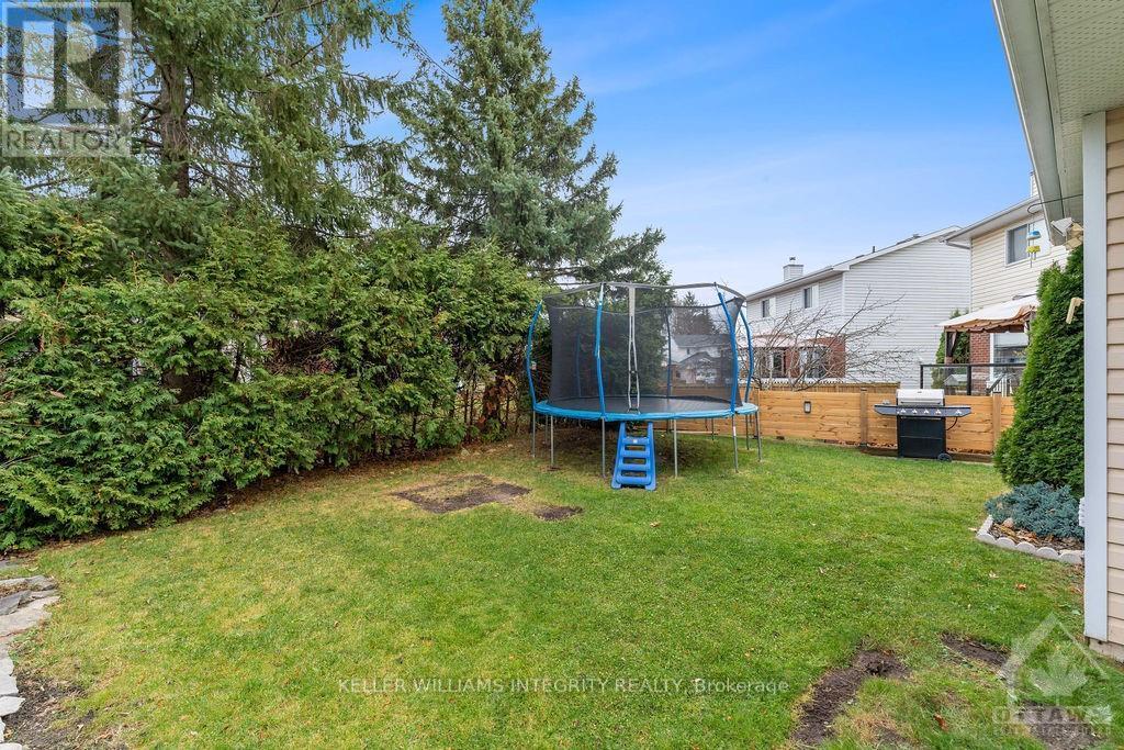 65 Hawley Crescent, Kanata, Ontario  K2M 1T6 - Photo 28 - X10427055