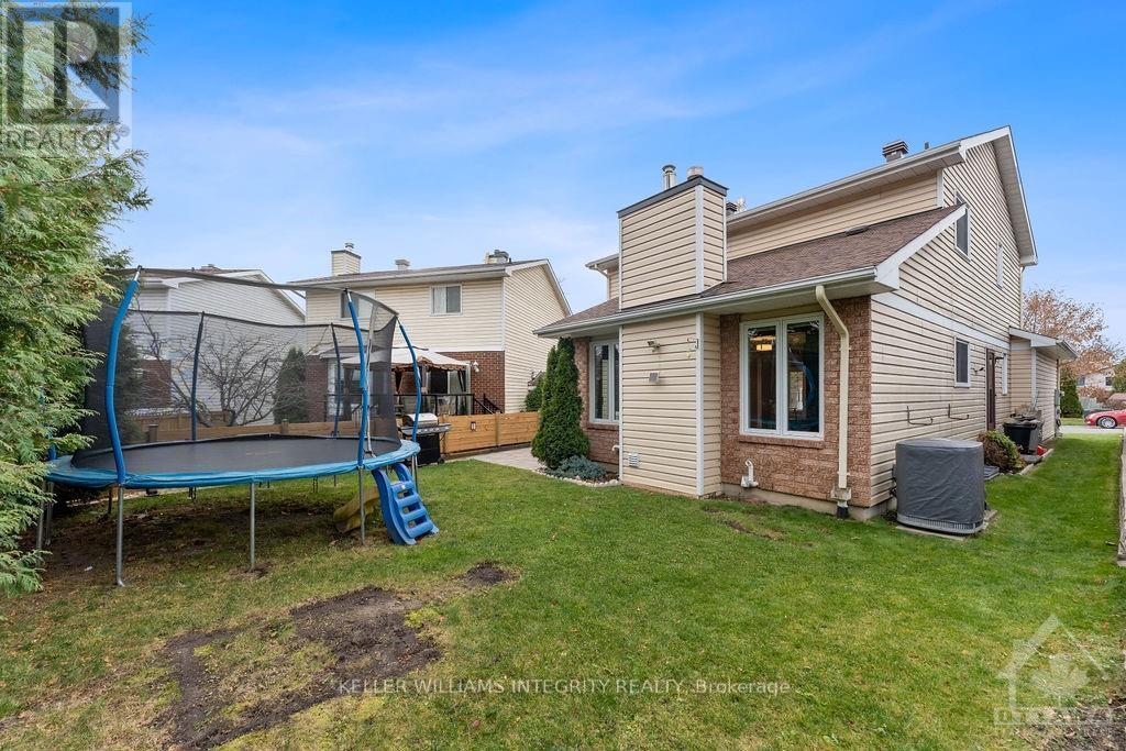 65 Hawley Crescent, Kanata, Ontario  K2M 1T6 - Photo 29 - X10427055