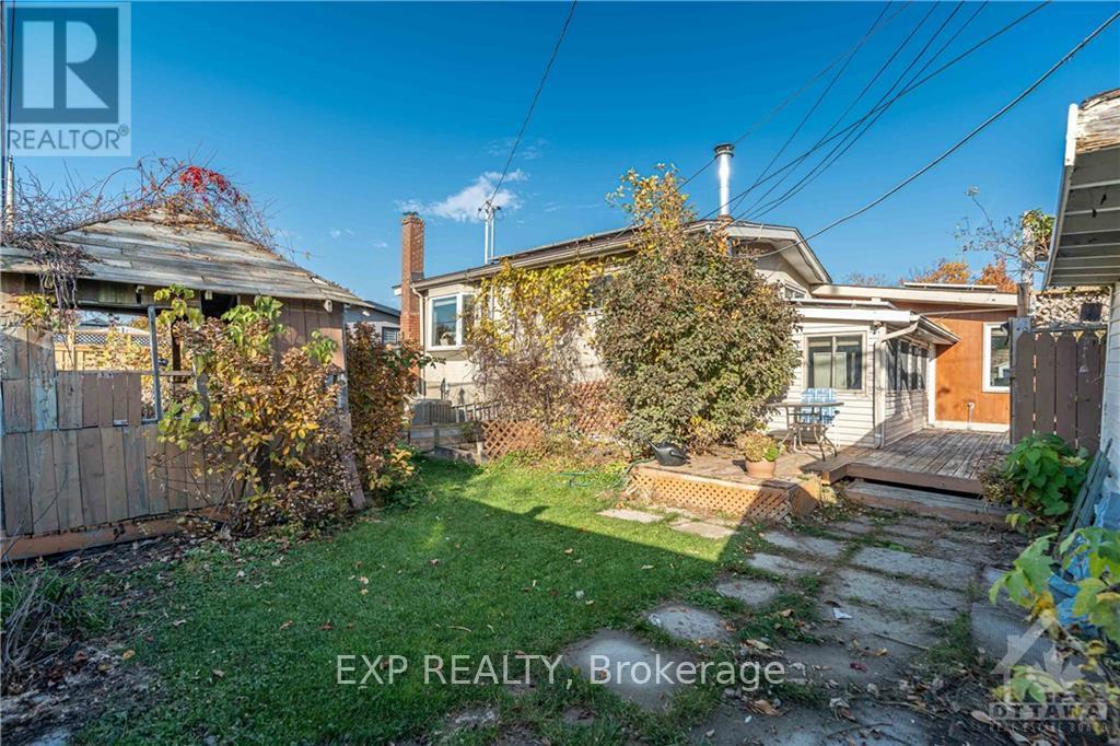 1392 SAULT STREET Orleans - Cumberland and Area (1102 - Bilberry Creek/Queenswood Heights)